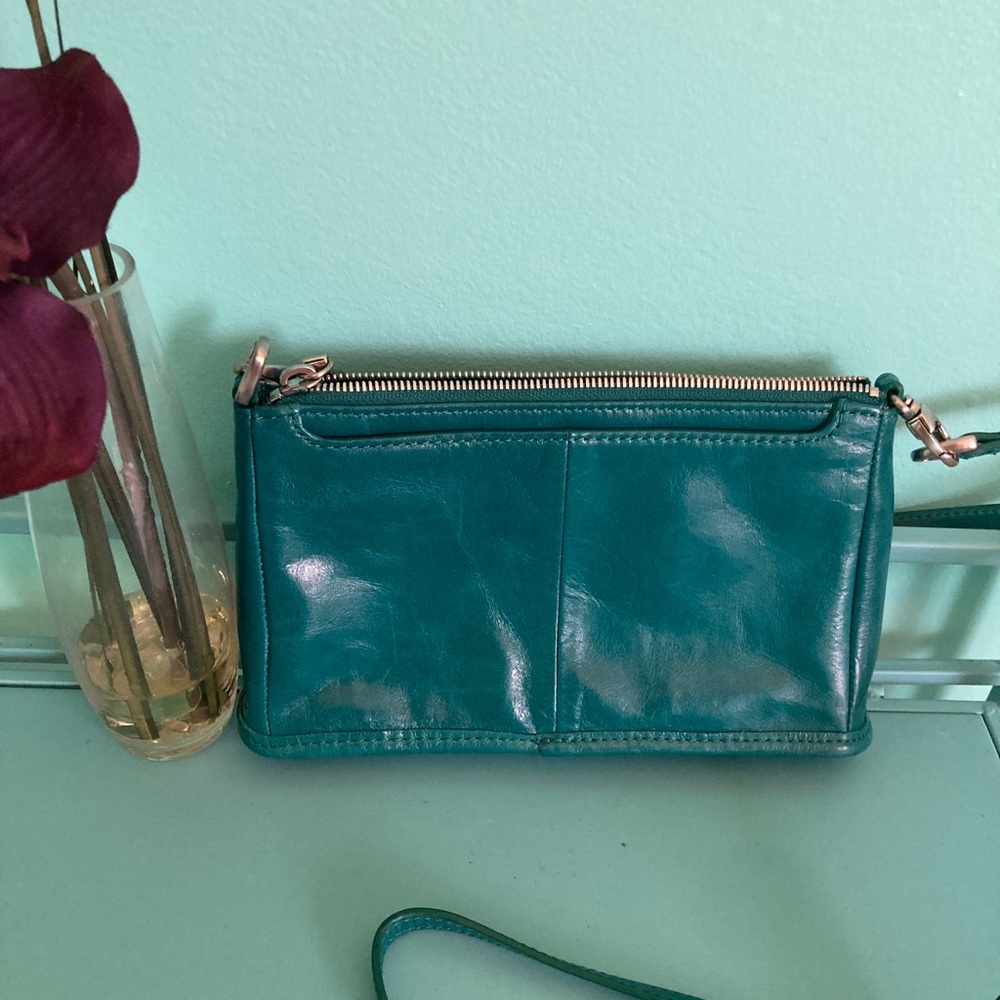 HOBO Cadence Crossbody Bag (Sea Foam Blue)